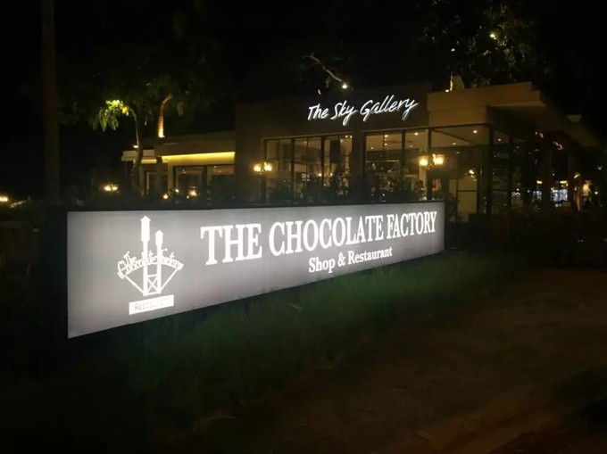 泰国曼谷芭提雅华欣7天自由行 (泰国华欣与芭提雅是一个地方吗)