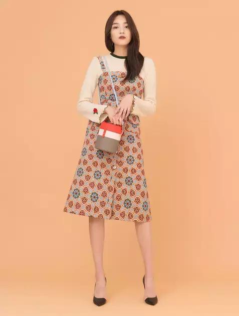 鬼怪剧终，那些美貌的包包却让女王完全停不下来种草