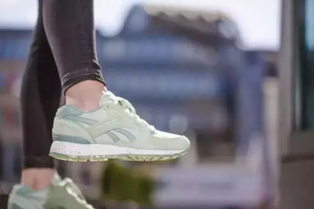 閿愭鏈夋哀鍋ヨ韩,閿愭澶忓鍋ヨ韩