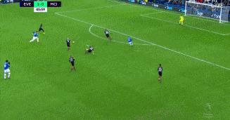 布拉沃欧冠,布拉沃三连扑点球