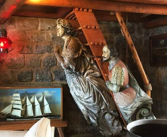 聂鲁达说，没有玩具我就没法活！那么，来看看大诗人怎么活的吧