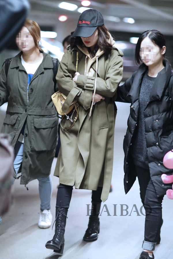 杨幂带货女王街拍,杨幂时尚街拍视频