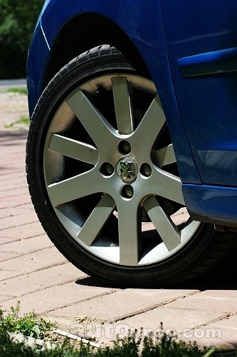 试驾标致207cc1.6t手动六速,追风逐日完整视频