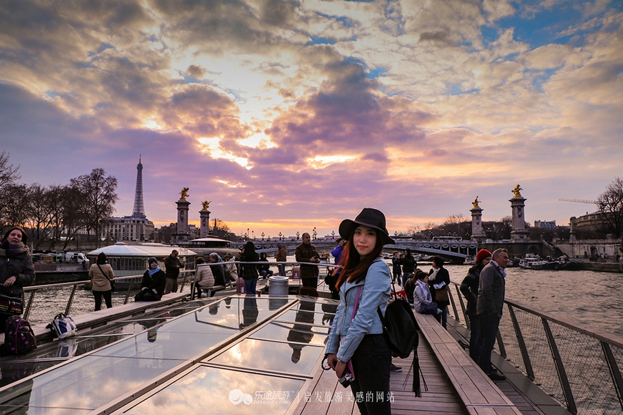 巴黎右岸繁华若梦,右岸太浮华