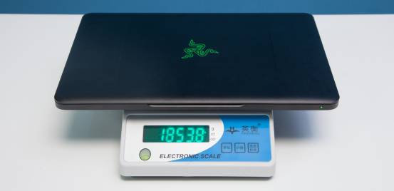 雷蛇灵刃152060测评,雷蛇买灵刃14还是灵刃15