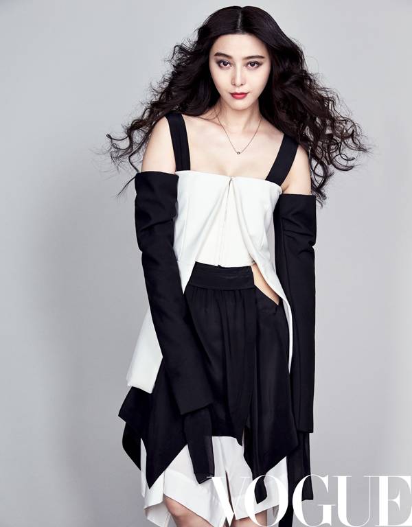 哭着笑出来，被平台爆款盗用的杂志封面