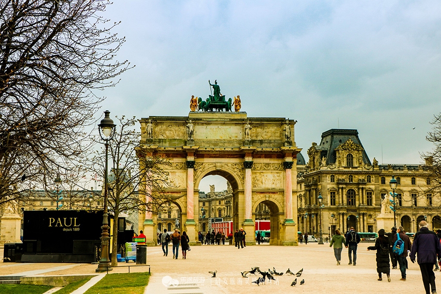 巴黎右岸繁华若梦,右岸太浮华