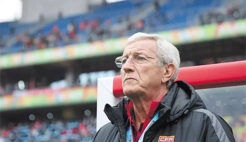 长沙国足中韩万人合唱,一起为国足加油助威