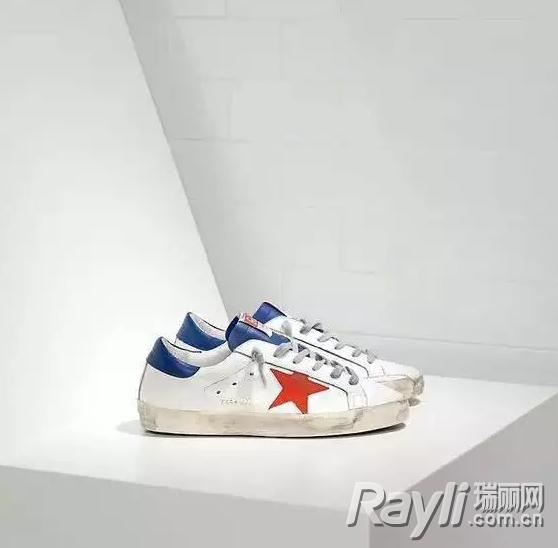 关晓彤马丁靴搭配,关晓彤美体裤老爹鞋穿搭