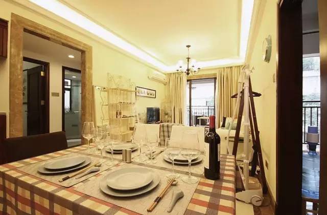 住她的个性民宿，竟能免费享用20多款品牌香水