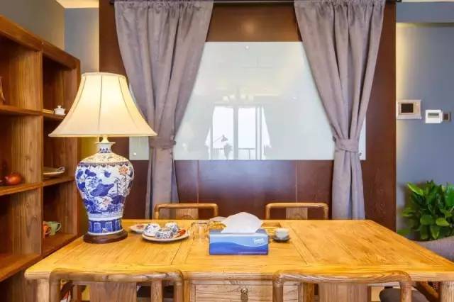 住她的个性民宿，竟能免费享用20多款品牌香水