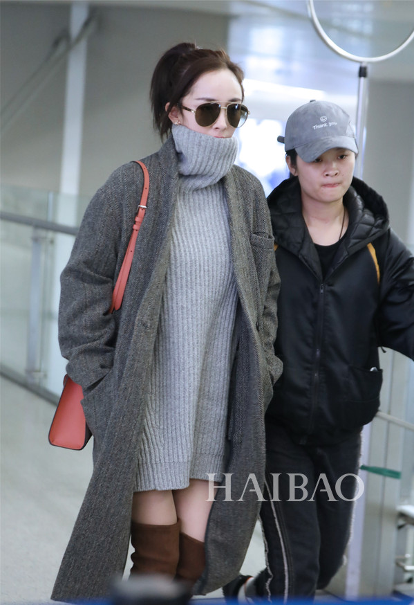 杨幂带货女王街拍,杨幂时尚街拍视频