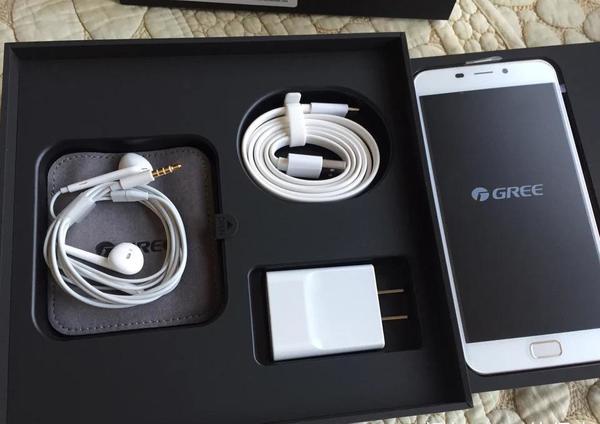 员工搞事情？闲鱼惊现大量格力二代手机半价转卖