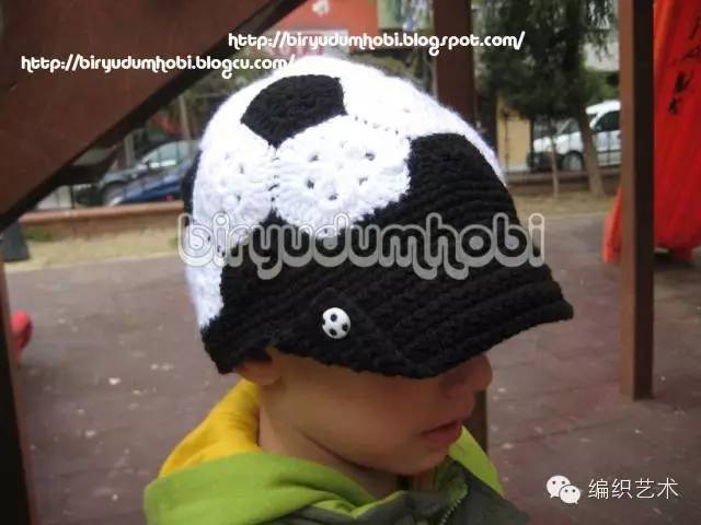 新款堆堆帽钩针图解,毛线钩针足球挂件文字图解
