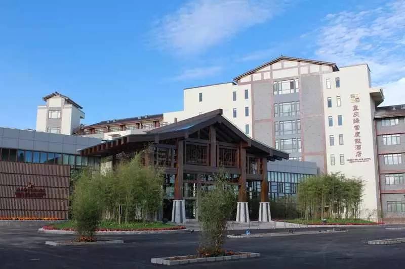 三千多平方公里的家，名字叫石柱