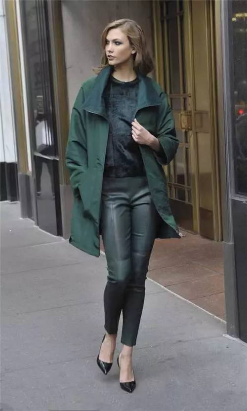 如何穿紧身皮裤,穿皮裤的正确方法视频