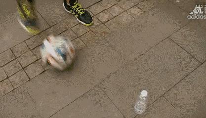 如何拉球变向过人,如何破解拉球转身