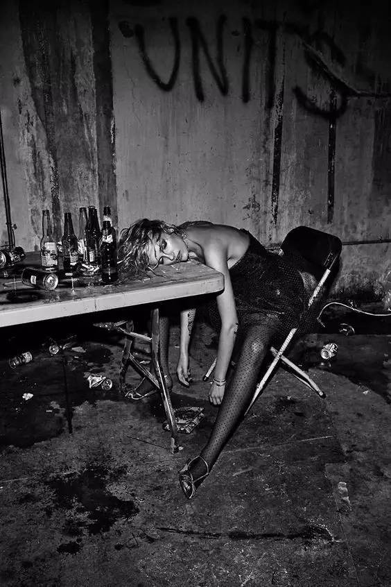 这顿酒势必逃不掉，拼之前我收藏了这篇宿醉指南