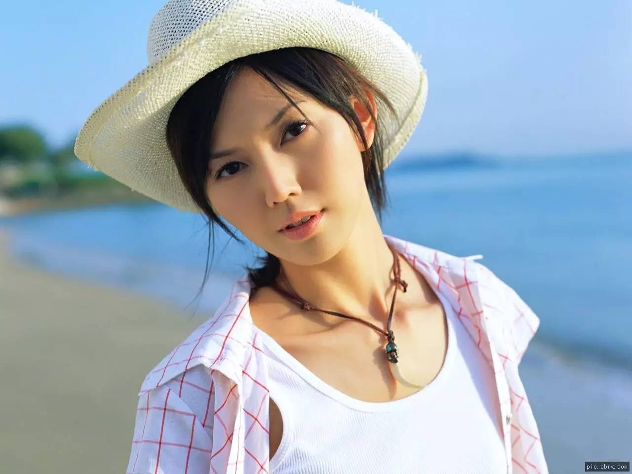 年轻多金真学霸男主人设的他为何“换女如换衣”？