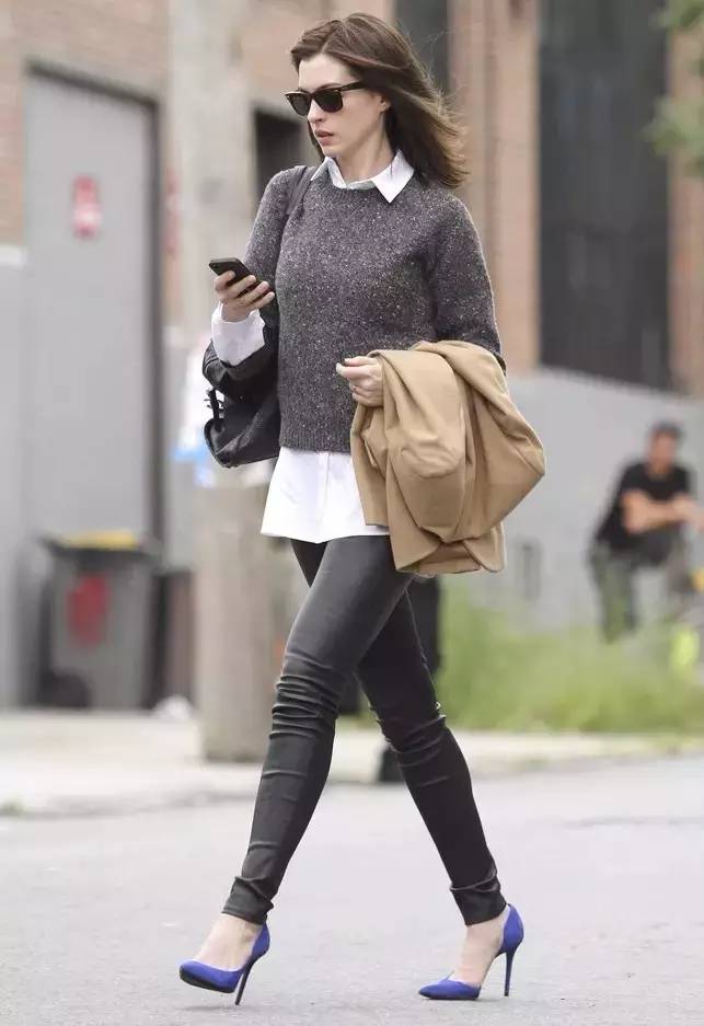 如何穿紧身皮裤,穿皮裤的正确方法视频