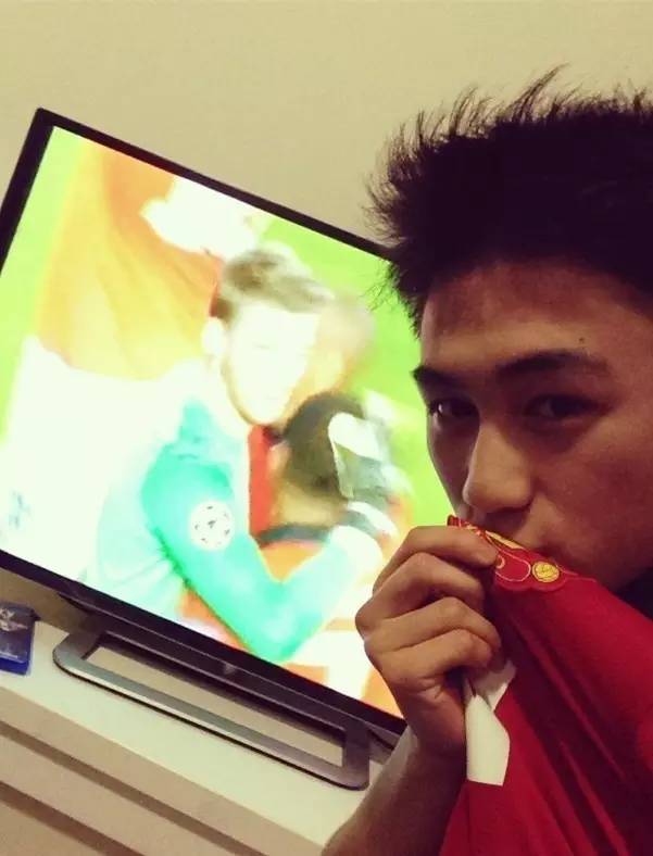 年轻多金真学霸男主人设的他为何“换女如换衣”？