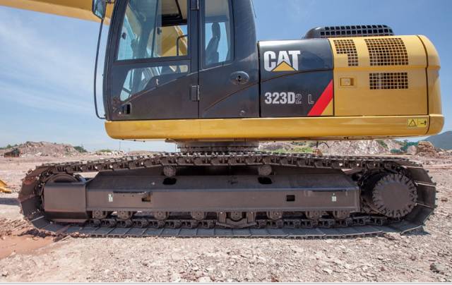新款d2卡特彼勒挖掘机,卡特彼勒323挖掘机