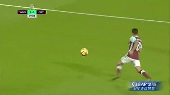 欣赏一下足坛经典的30大凌空破门,盘点世界离谱进球