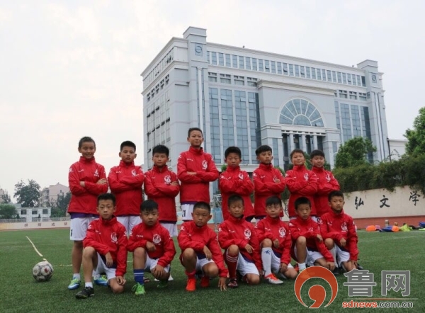 快乐足球，追逐梦想---枣庄及第足球俱乐部绿茵场上的一颗新星