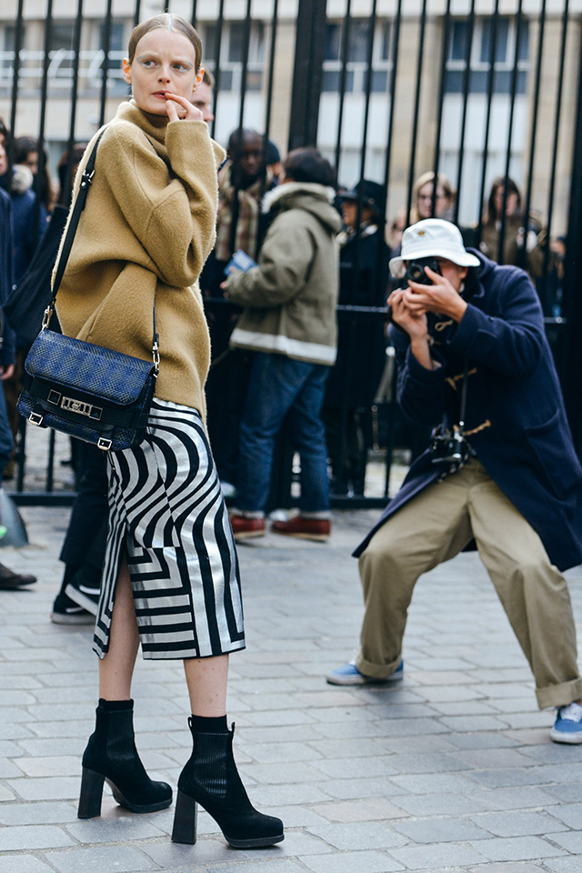 冬日穿搭切尔西靴好看吗,高筒切尔西靴冬季搭配