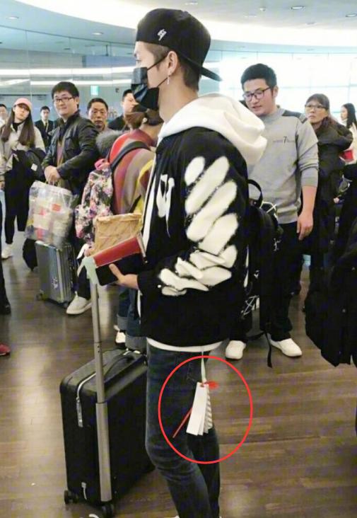 鹿晗罕见机场秀潮人装扮帅气十足,鹿晗走秀款gucci