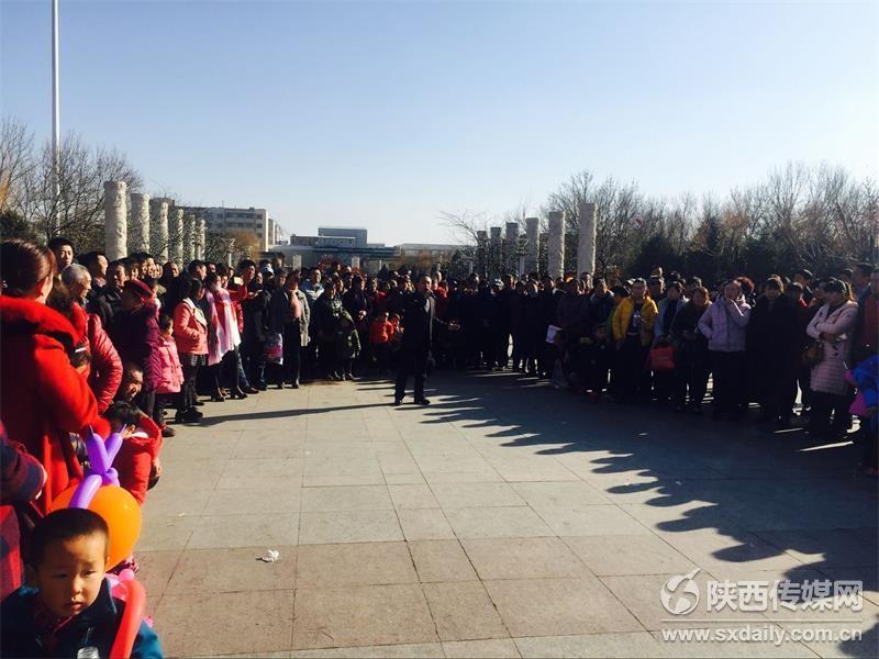 世纪广场每晚非常热闹,世纪广场热闹吗