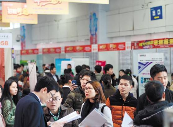 「长沙汇」长沙十条措施为担当者撑腰｜长沙多地今日将停水｜长沙男孩找爸爸意外坠亡｜“无事酒”乱象：有人年均200场酒宴