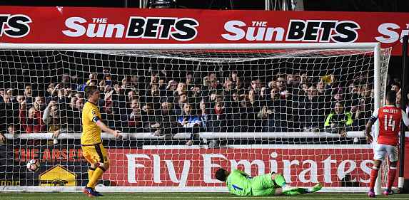 足总杯阿森纳2-1切尔西,足总杯阿森纳大马丁