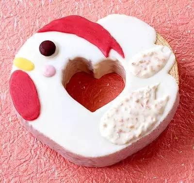 鸡年怎样变身萌萌哒“战斗鸡”？美食、小物、美甲都不可少