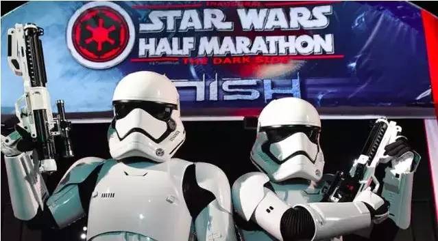 透过迪士尼，看帆船之都——青岛的华丽蜕变