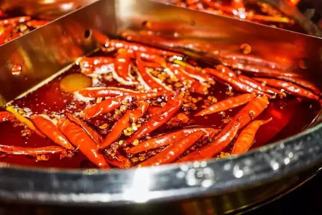 小编吐血亲测10家热辣辣顶味火锅店，没吃过5家以上的不算上海吃货！