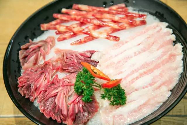 小编吐血亲测10家热辣辣顶味火锅店，没吃过5家以上的不算上海吃货！