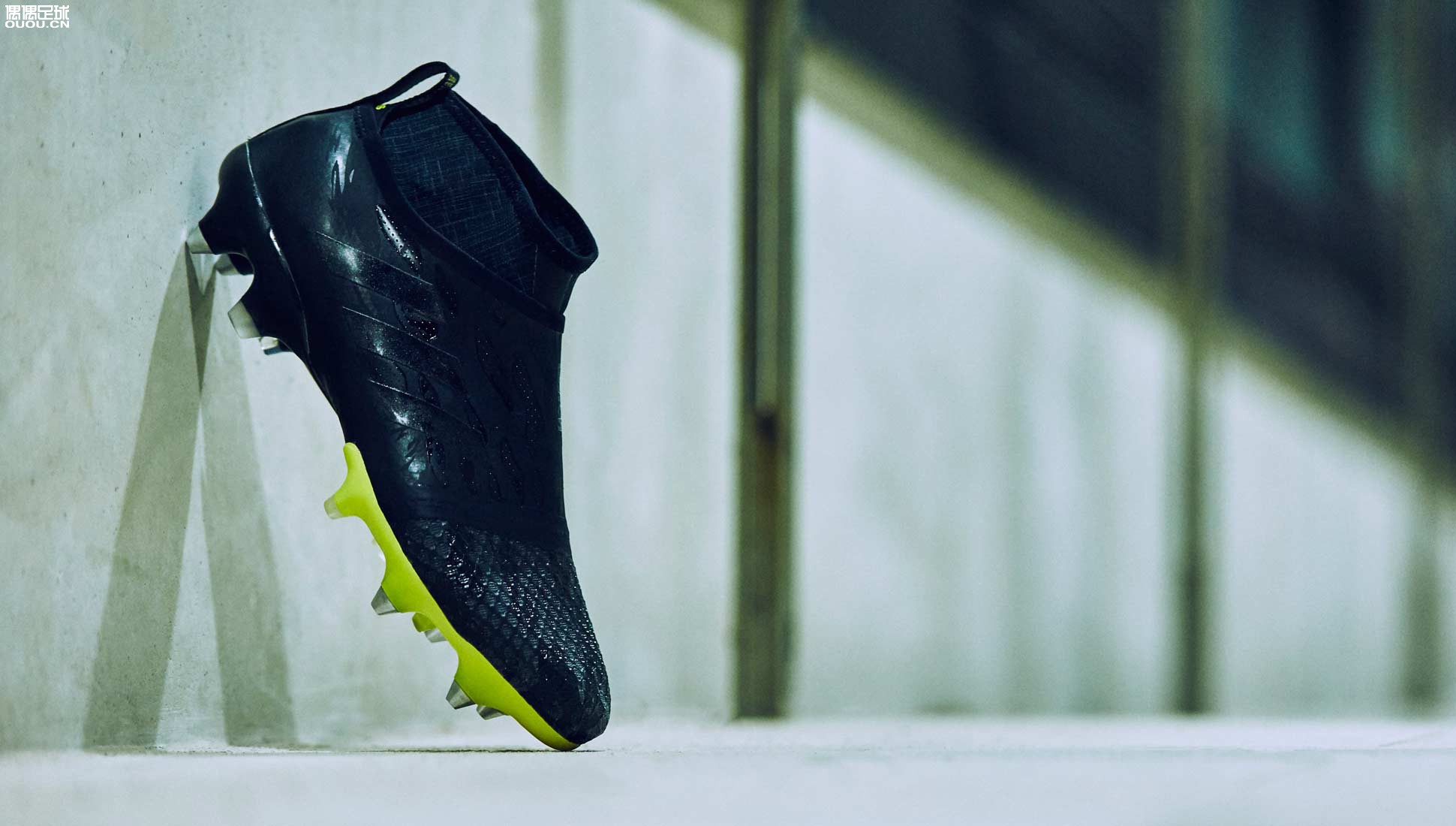 adidasglitch系列,阿迪达斯glitch皮靴