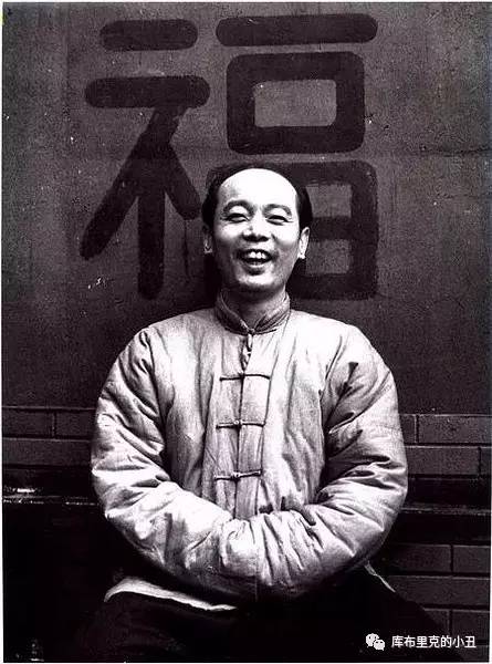 你们这些喜剧艺人，正经演起戏来，也能如此精彩