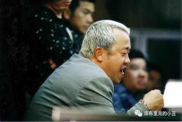 你们这些喜剧艺人，正经演起戏来，也能如此精彩