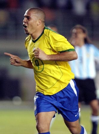 大罗的十佳球,大罗十佳球和梅西十佳球