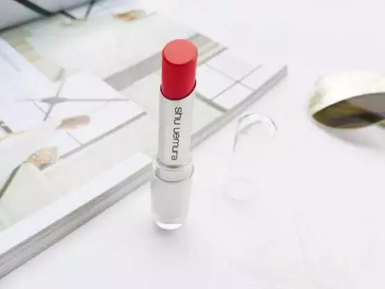 涂什么口红显温柔又持久,涂上这支口红永远嘴角上扬