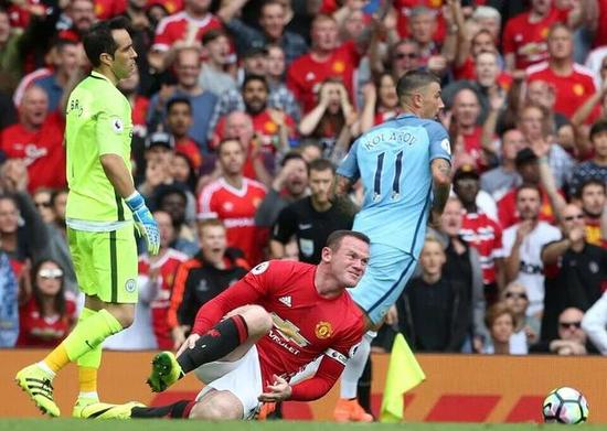 裁判瞎了眼出界,裁判瞎了的原因