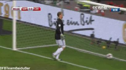 足坛史上十大令人震惊瞬间,盘点足坛五个无法复制的瞬间