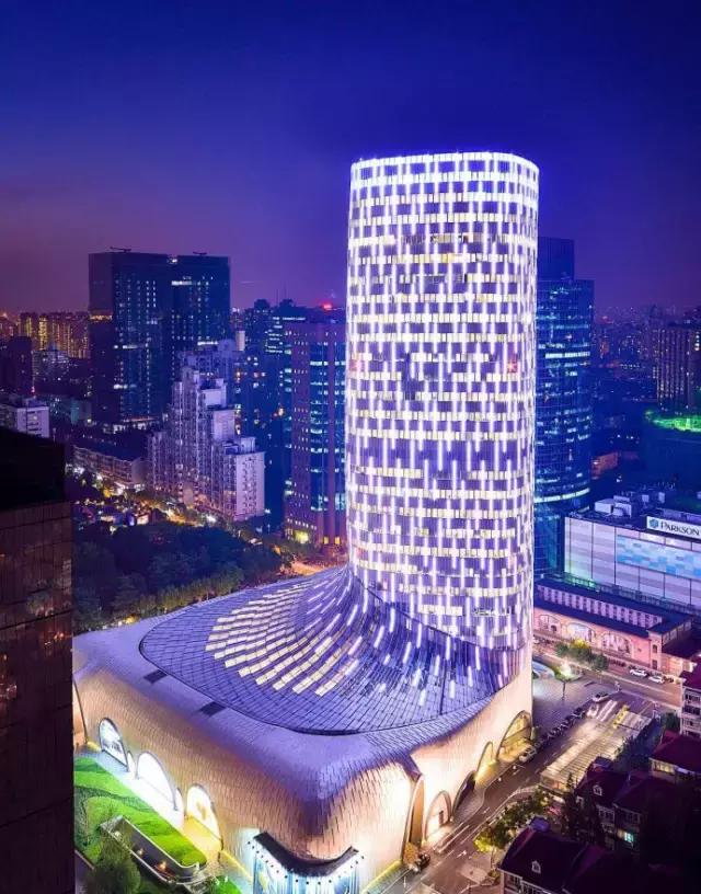 上海各商场停车场收费标准,上海哪个区停车费最便宜