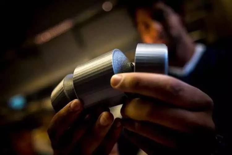 初二去丈母娘家送什么,过年送丈母娘的饮料