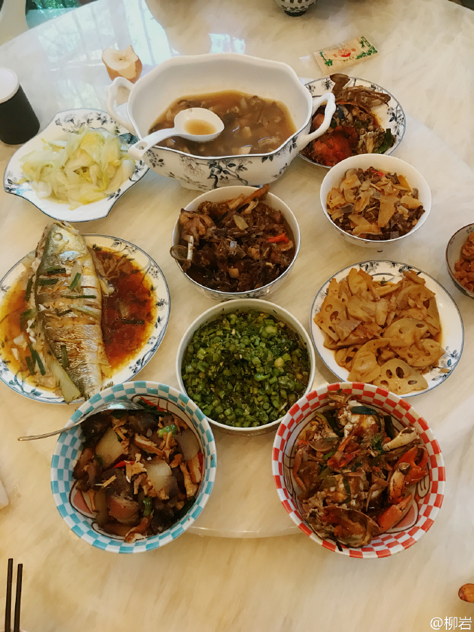 明星怎样过春节,明星新年怎么穿