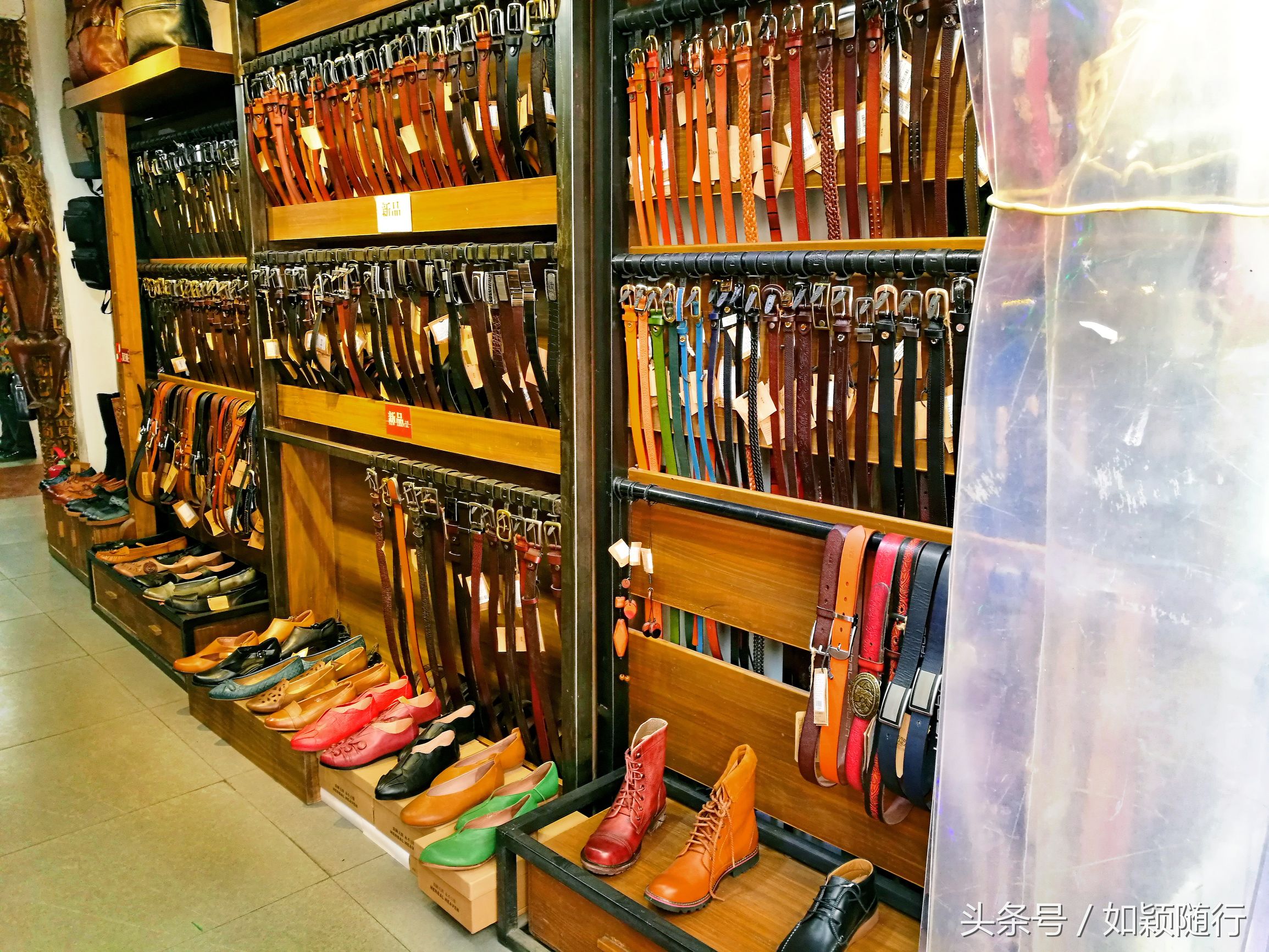 北京烟袋斜街～600年的历史文化名街古香古色京韵味十足