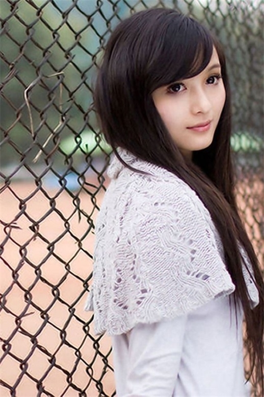 我在老公鞋垫下面翻出五百私房钱，我要离婚他跪下来哭着求我