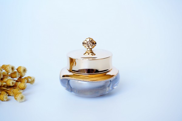 冬季养肤术打造无瑕水润好肌肤,冬日保养肌肤的技巧你get了吗